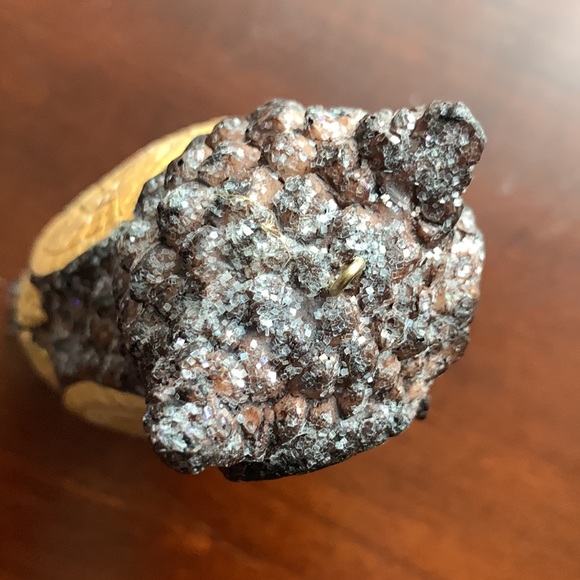 Cute little glittery Wooden Owl can be hung as an Ornament or sits on a table. - Picture 14 of 16